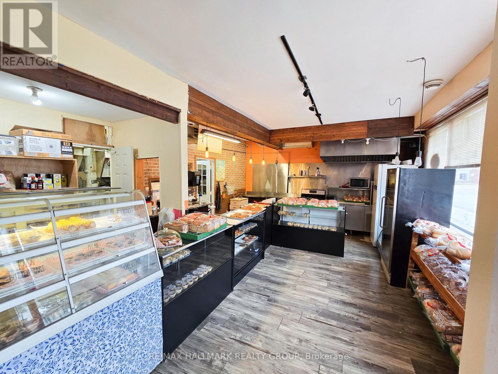 48 Nelson Street, Ottawa, ON