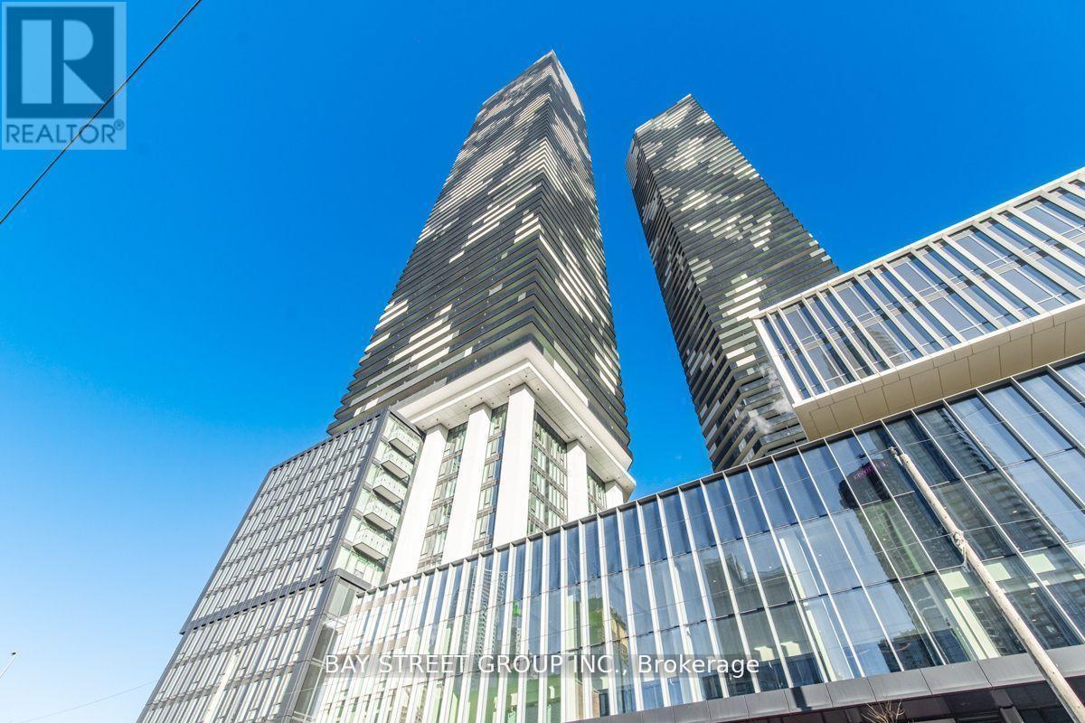 4909 - 138 Downes Street, Toronto, ON - Outdoor