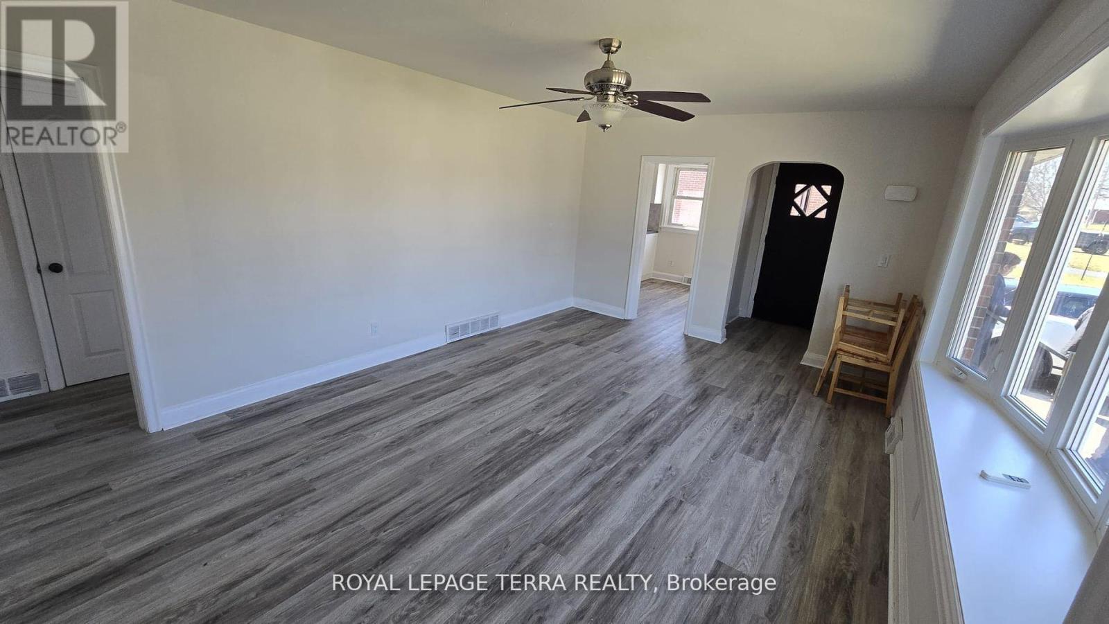 779 Whitman Crescent, Oshawa, ON - Indoor Photo Showing Other Room