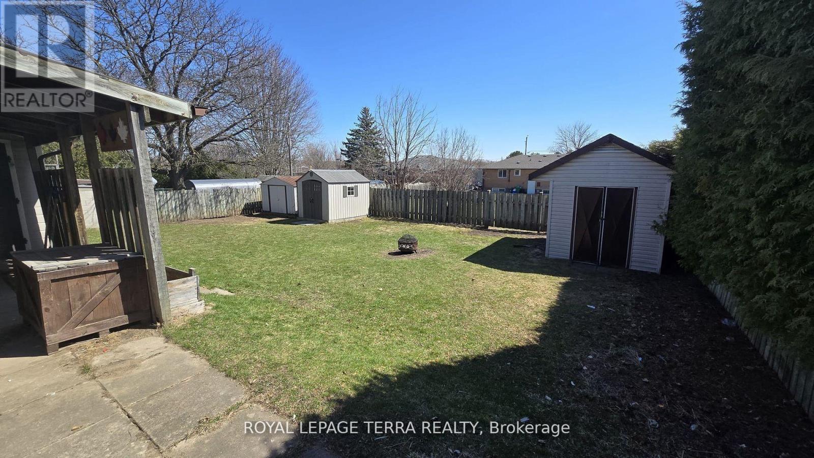 779 Whitman Crescent, Oshawa, ON - Outdoor