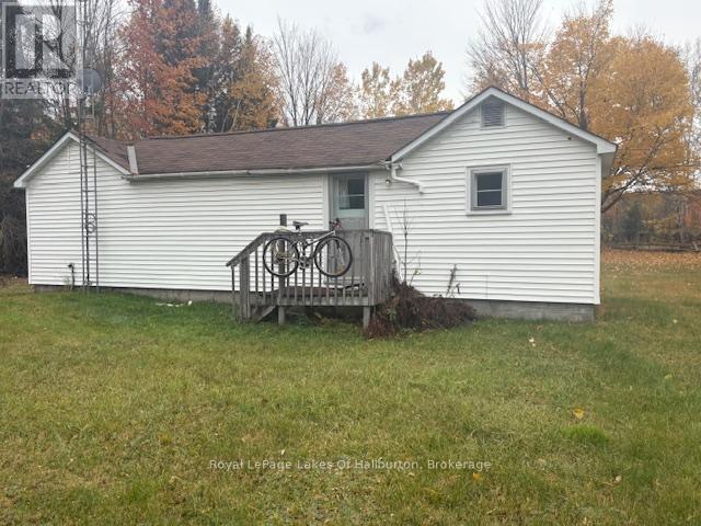 1080 St. Peter'S Road, Algonquin Highlands (Stanhope), ON - Outdoor With Exterior