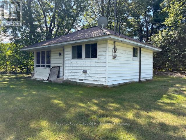 1080 St. Peter'S Road, Algonquin Highlands (Stanhope), ON - Outdoor