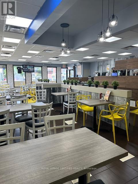 2947 A Bloor Street W, Toronto, ON