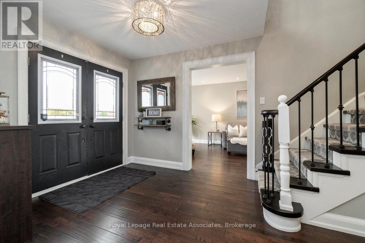 11 Craig Crescent, Halton Hills, ON - Indoor Photo Showing Other Room