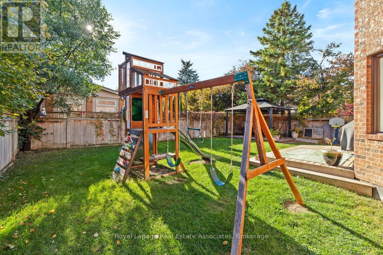 11 Craig Crescent, Halton Hills, ON - Outdoor