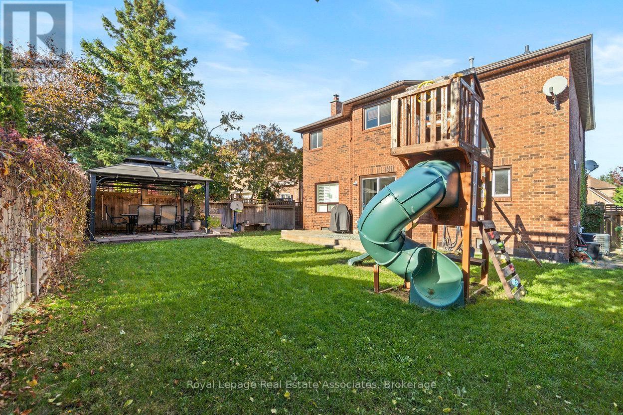 11 Craig Crescent, Halton Hills, ON - Outdoor