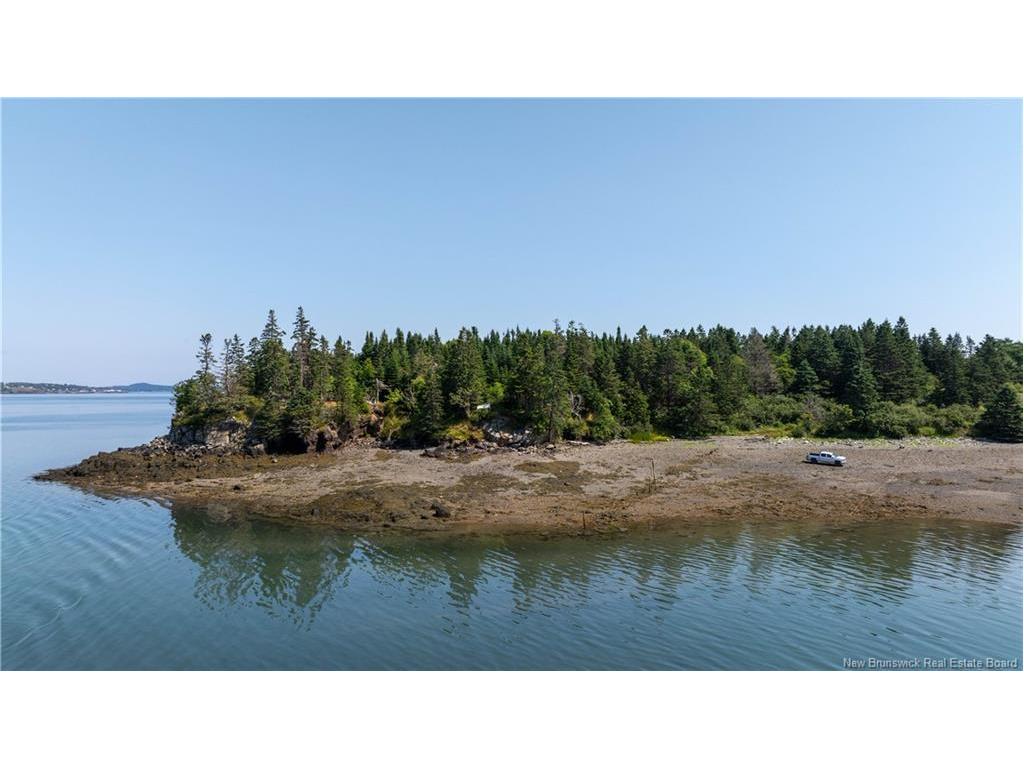 -- Narrows Rd, Welshpool, NB