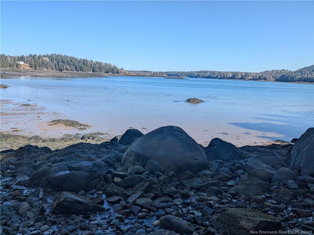 Lot Circle Dr, Welshpool, NB