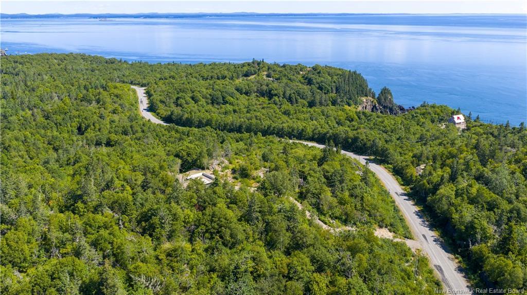 643 Fundy Dr, Wilsons Beach, NB