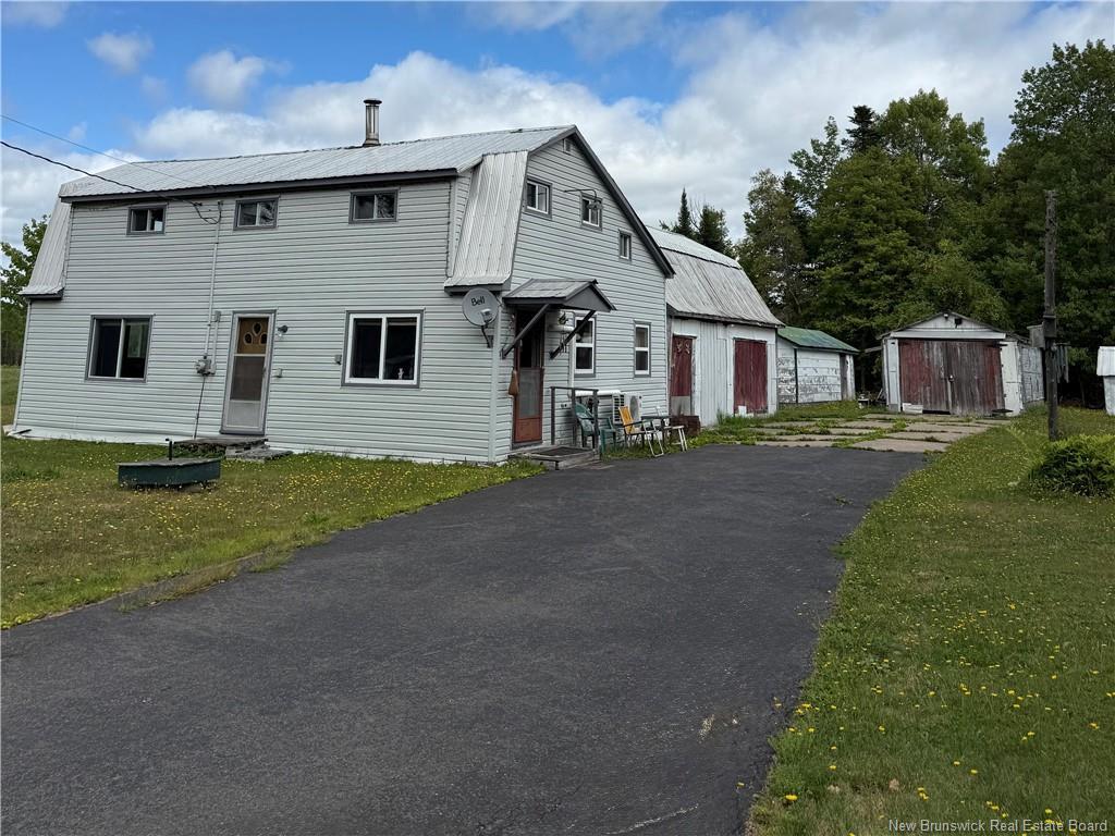 38 Manitoba Rd, Apohaqui, NB