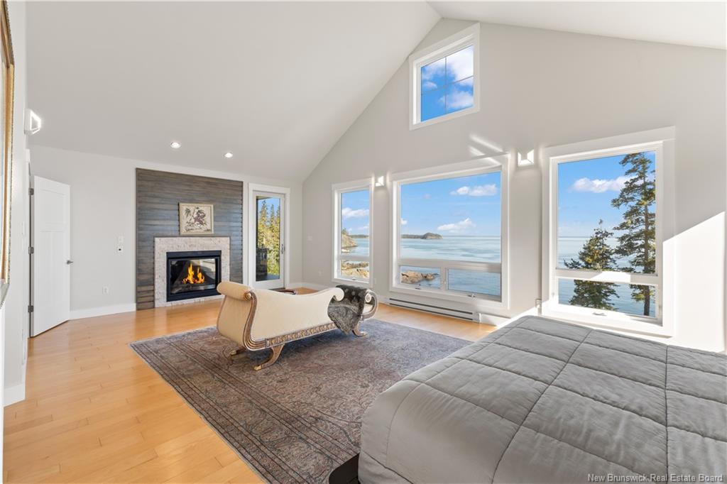 868 Fundy Dr, Wilsons Beach, NB