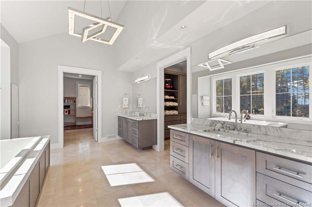 868 Fundy Dr, Wilsons Beach, NB