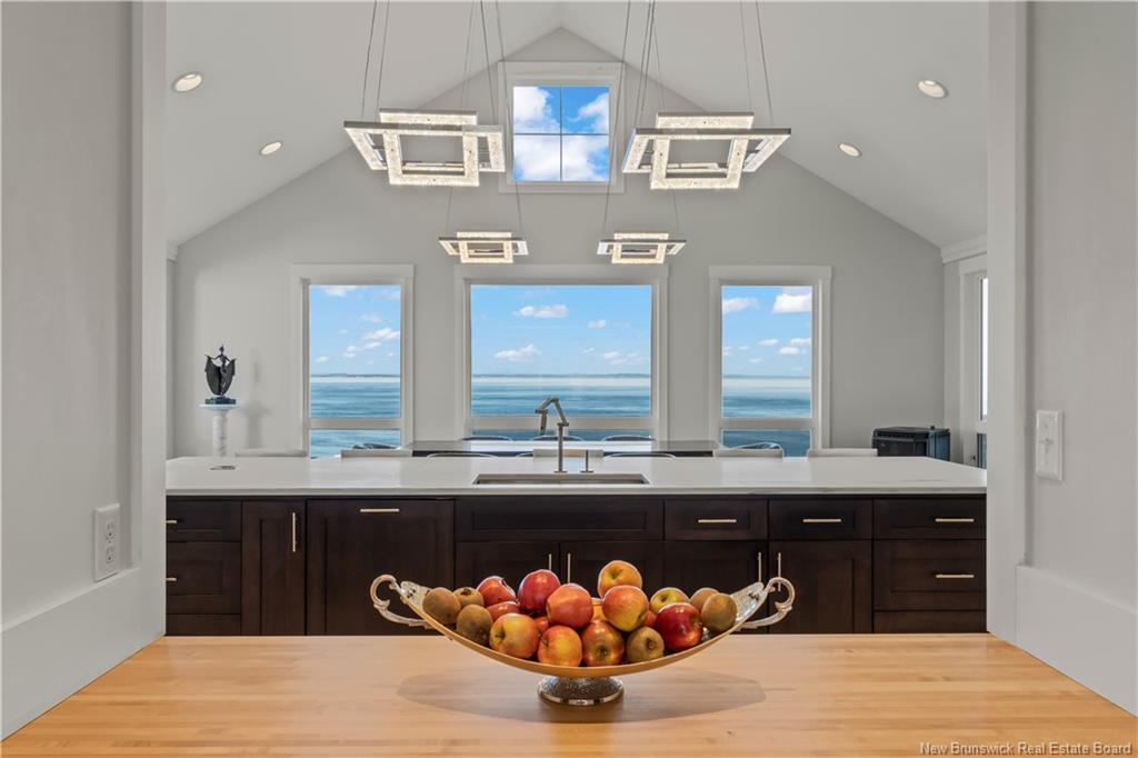 868 Fundy Dr, Wilsons Beach, NB