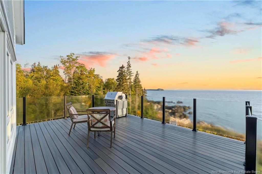 868 Fundy Dr, Wilsons Beach, NB