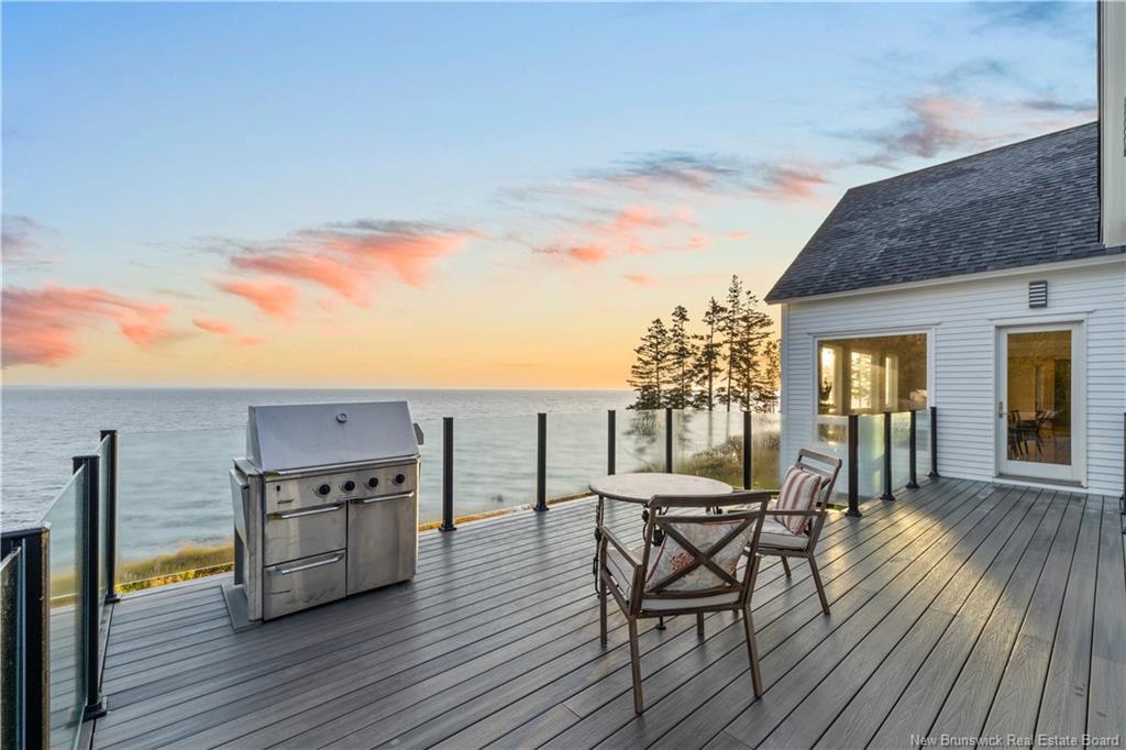 868 Fundy Dr, Wilsons Beach, NB