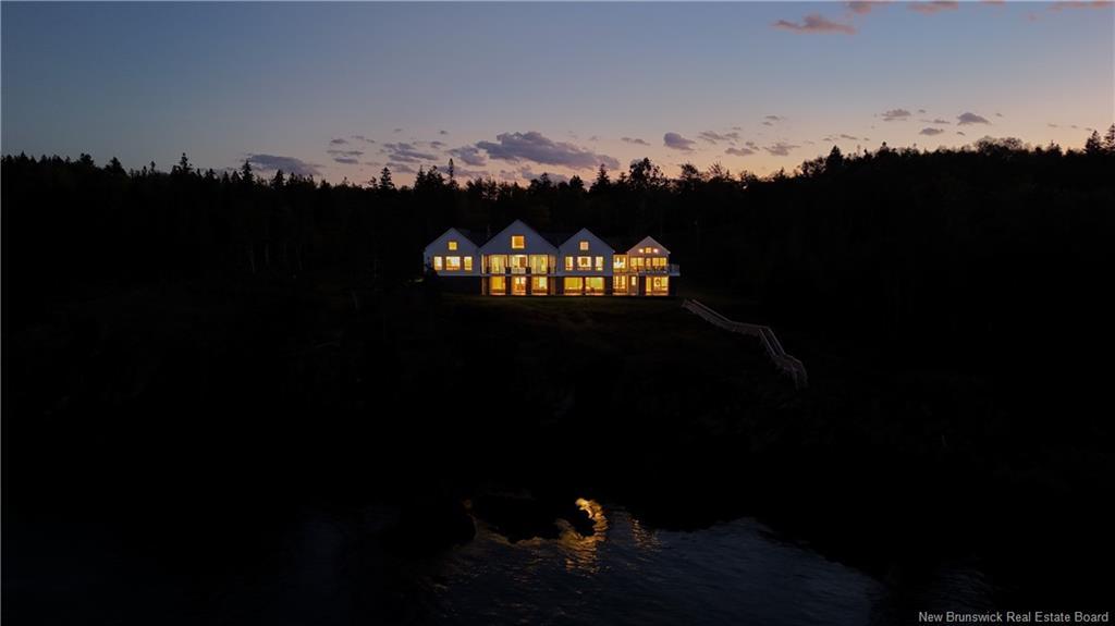 868 Fundy Dr, Wilsons Beach, NB