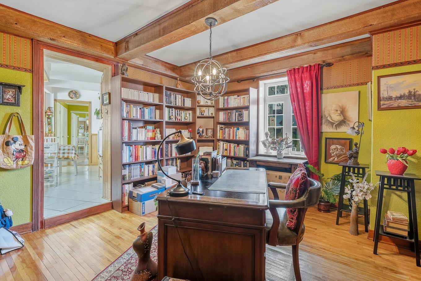 Den - 156 - 156A Boul. Ste-Rose, Laval (Sainte-Rose), QC - Indoor Photo Showing Office