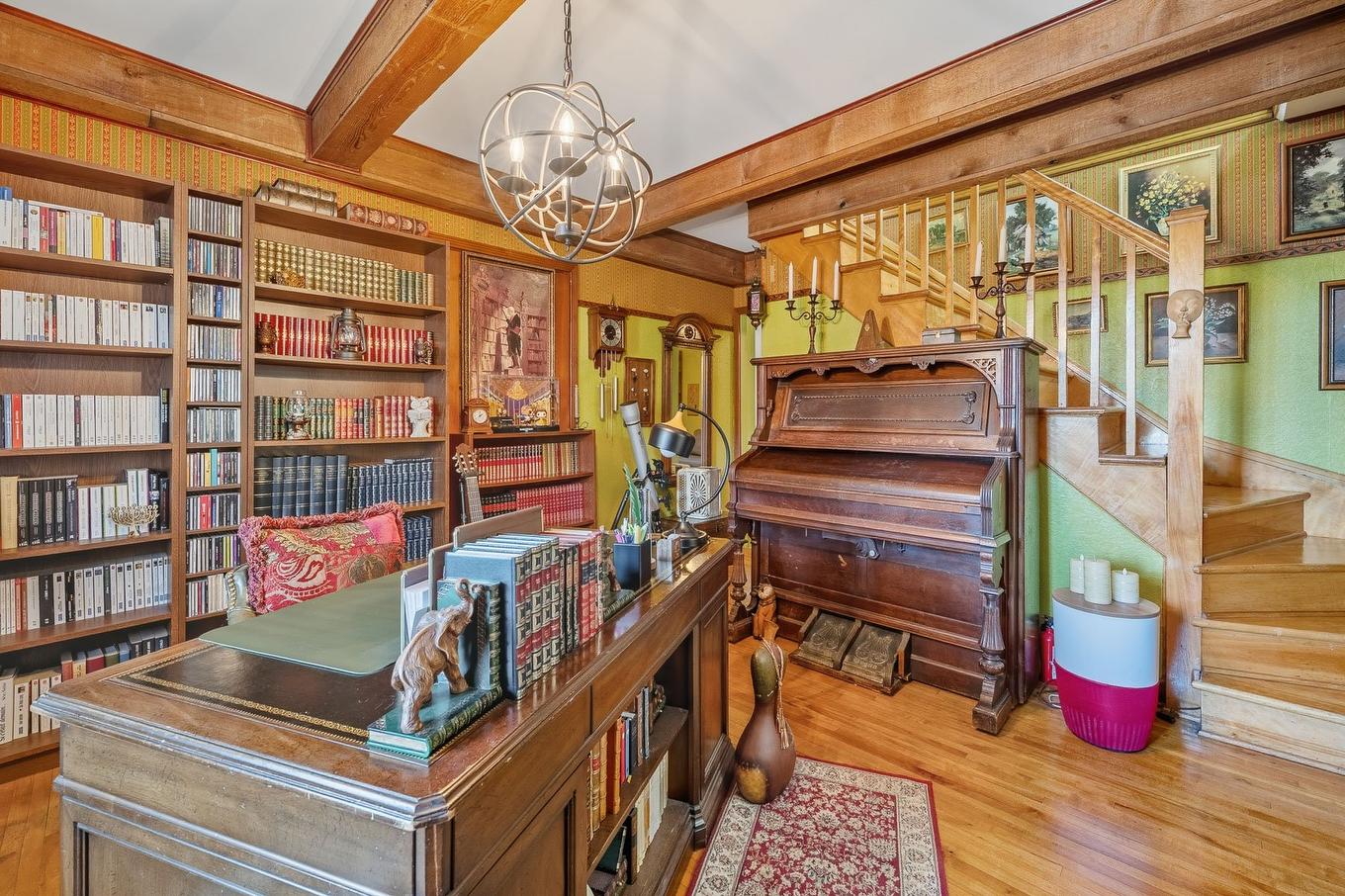 Den - 156 - 156A Boul. Ste-Rose, Laval (Sainte-Rose), QC - Indoor Photo Showing Other Room