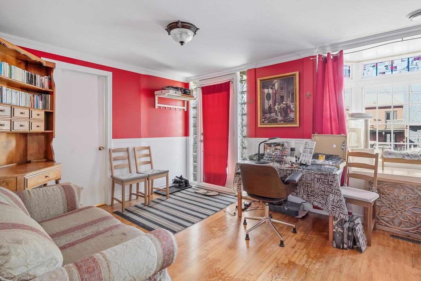 Living room - 156 - 156A Boul. Ste-Rose, Laval (Sainte-Rose), QC - Indoor