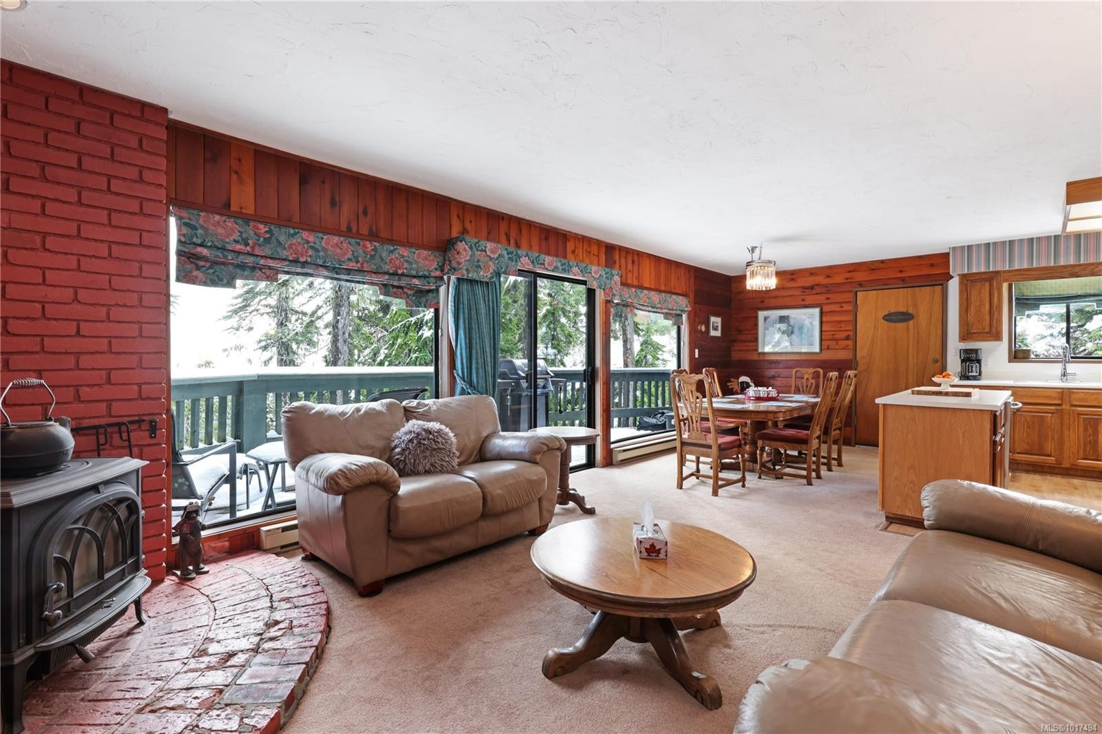 706 Glacier View Close, Courtenay, BC