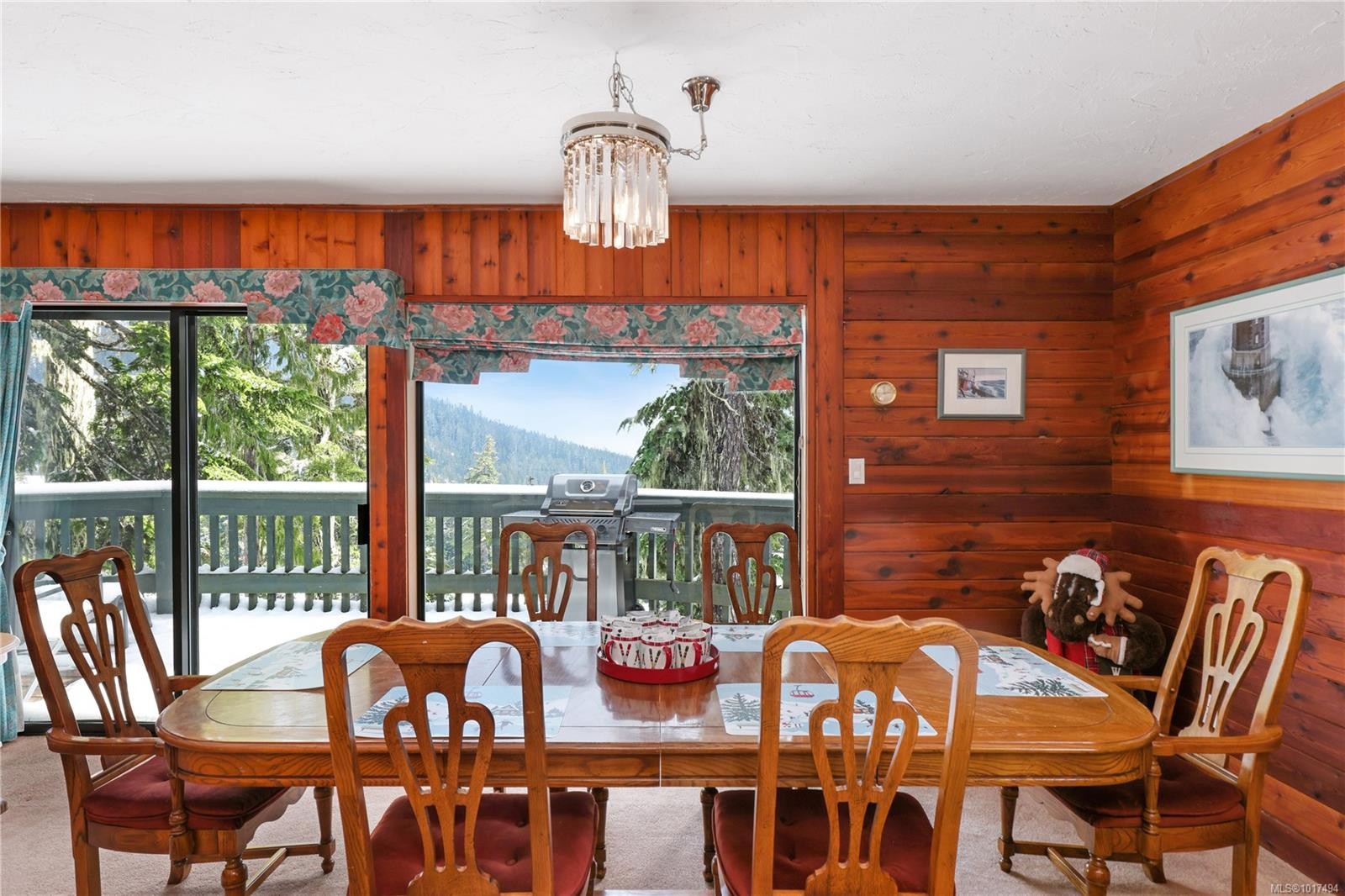 706 Glacier View Close, Courtenay, BC