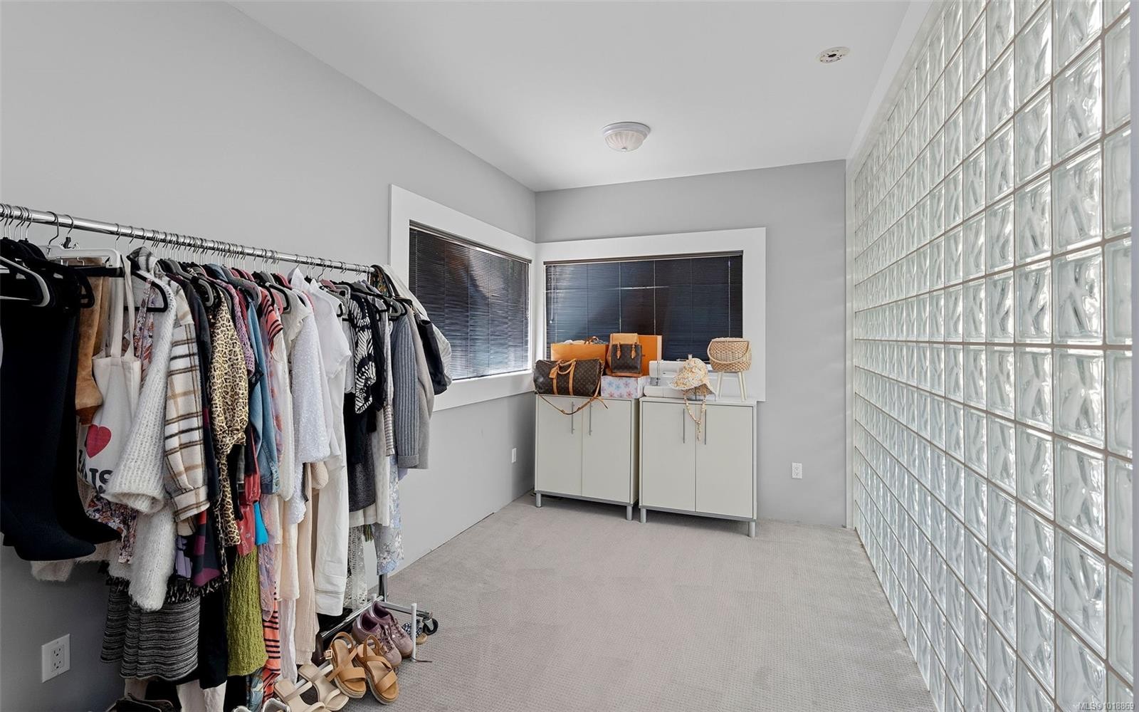 2895 Lansdowne Rd, Oak Bay, BC