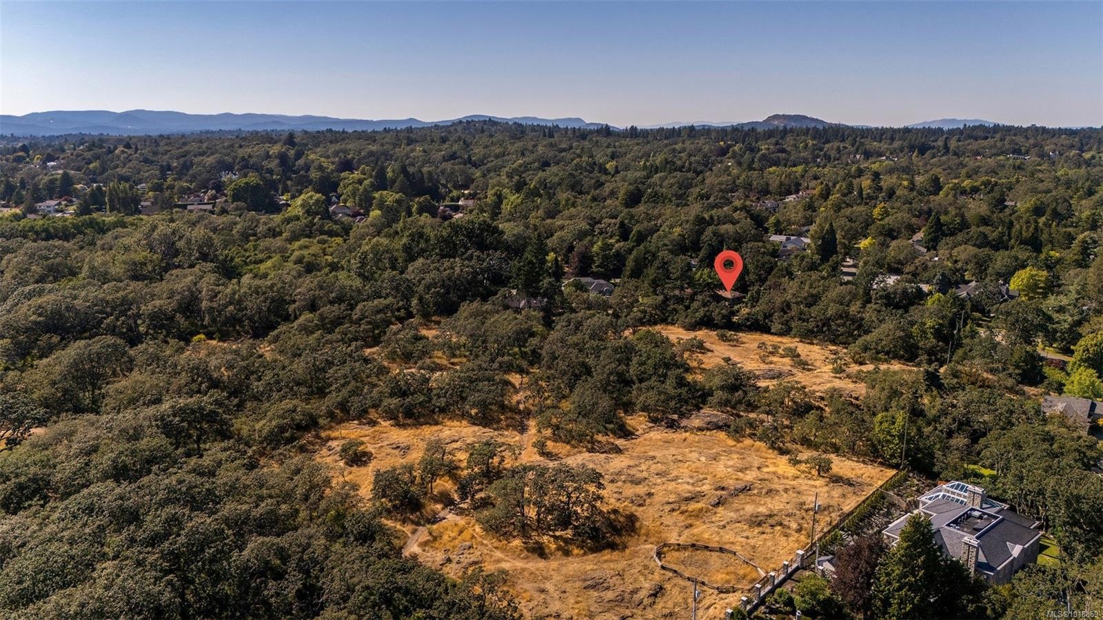 2895 Lansdowne Rd, Oak Bay, BC