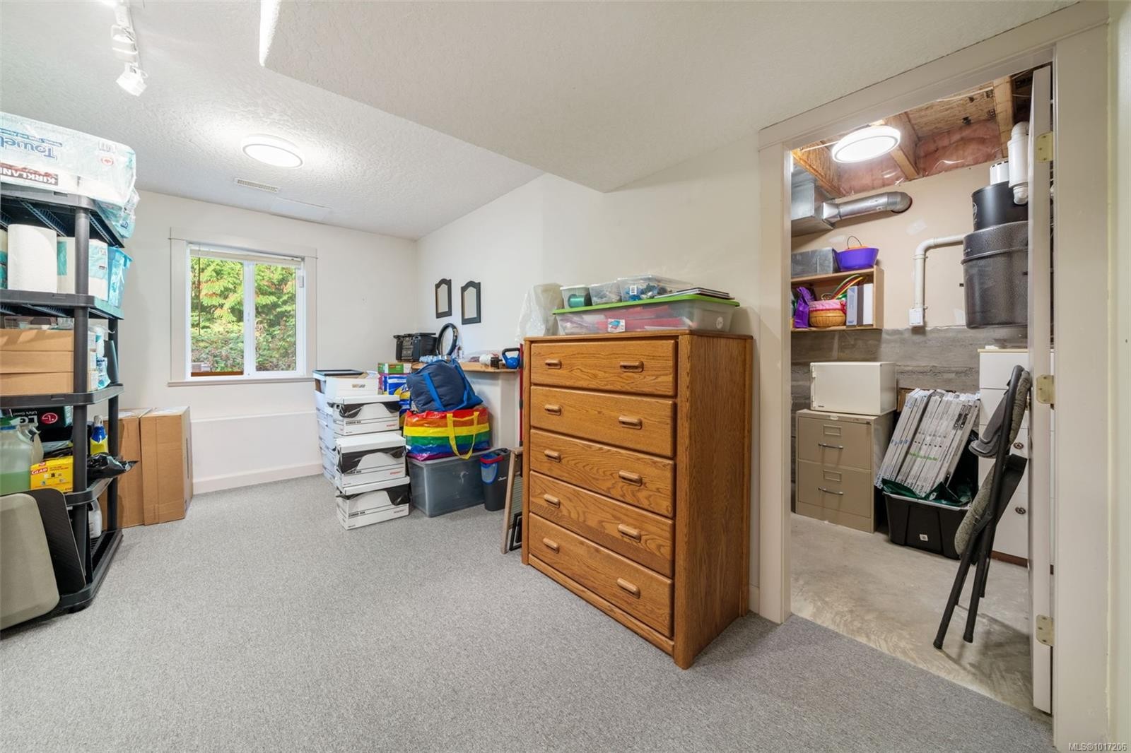 1193 Garden Gate Dr, Central Saanich, BC