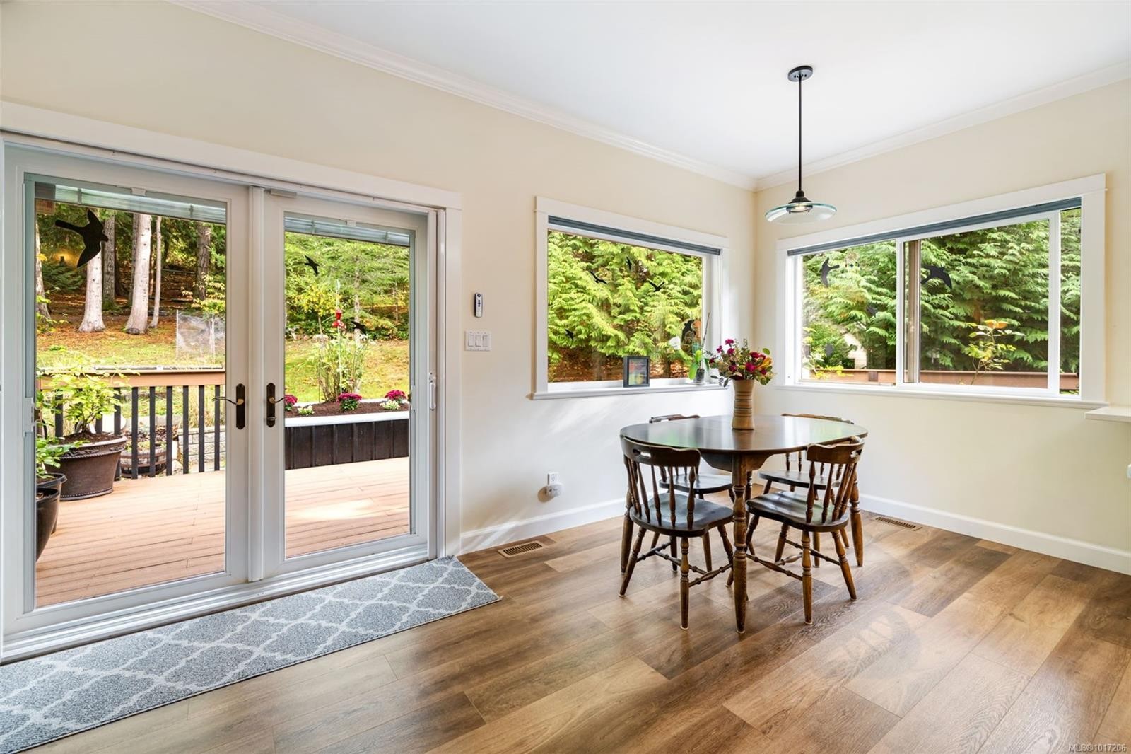 1193 Garden Gate Dr, Central Saanich, BC