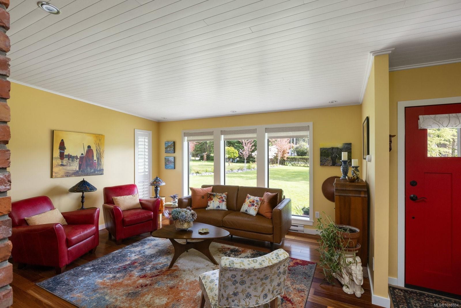 10807 Madrona Dr, North Saanich, BC