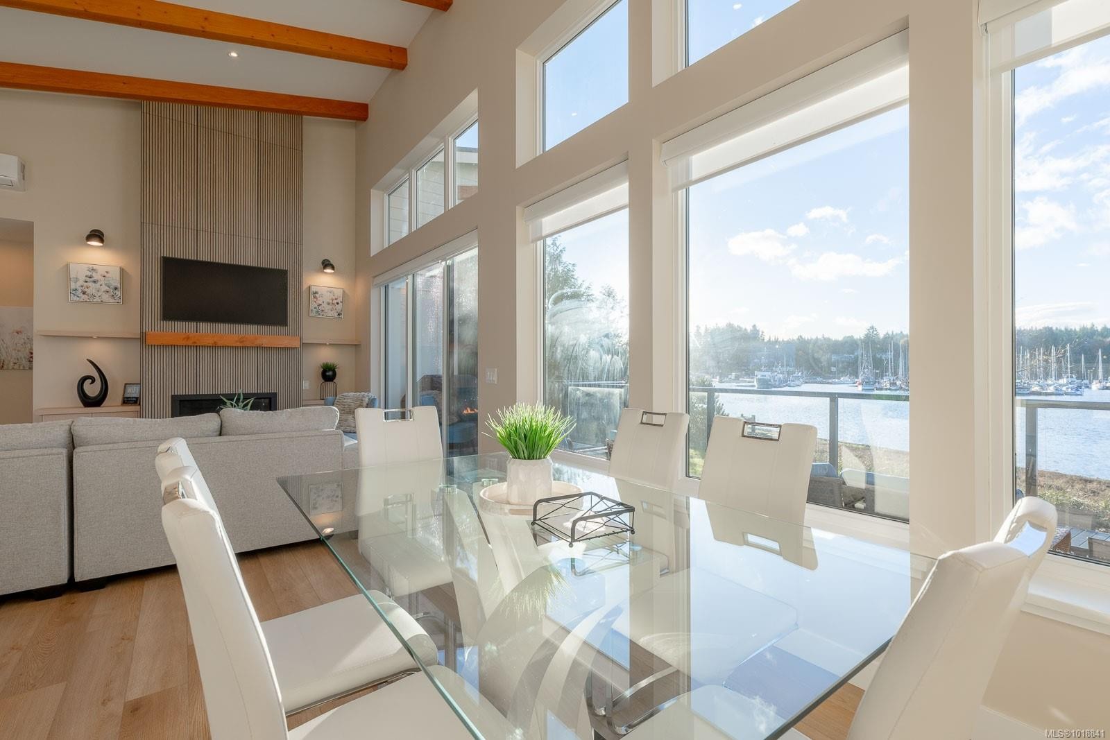 5496 Deep Bay Dr, Bowser, BC