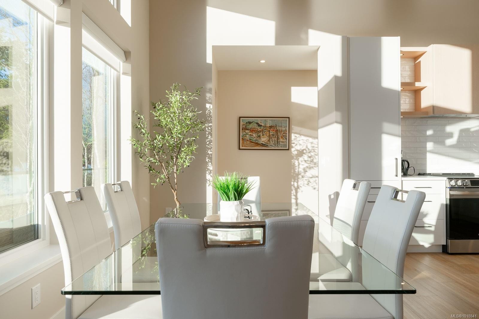 5496 Deep Bay Dr, Bowser, BC