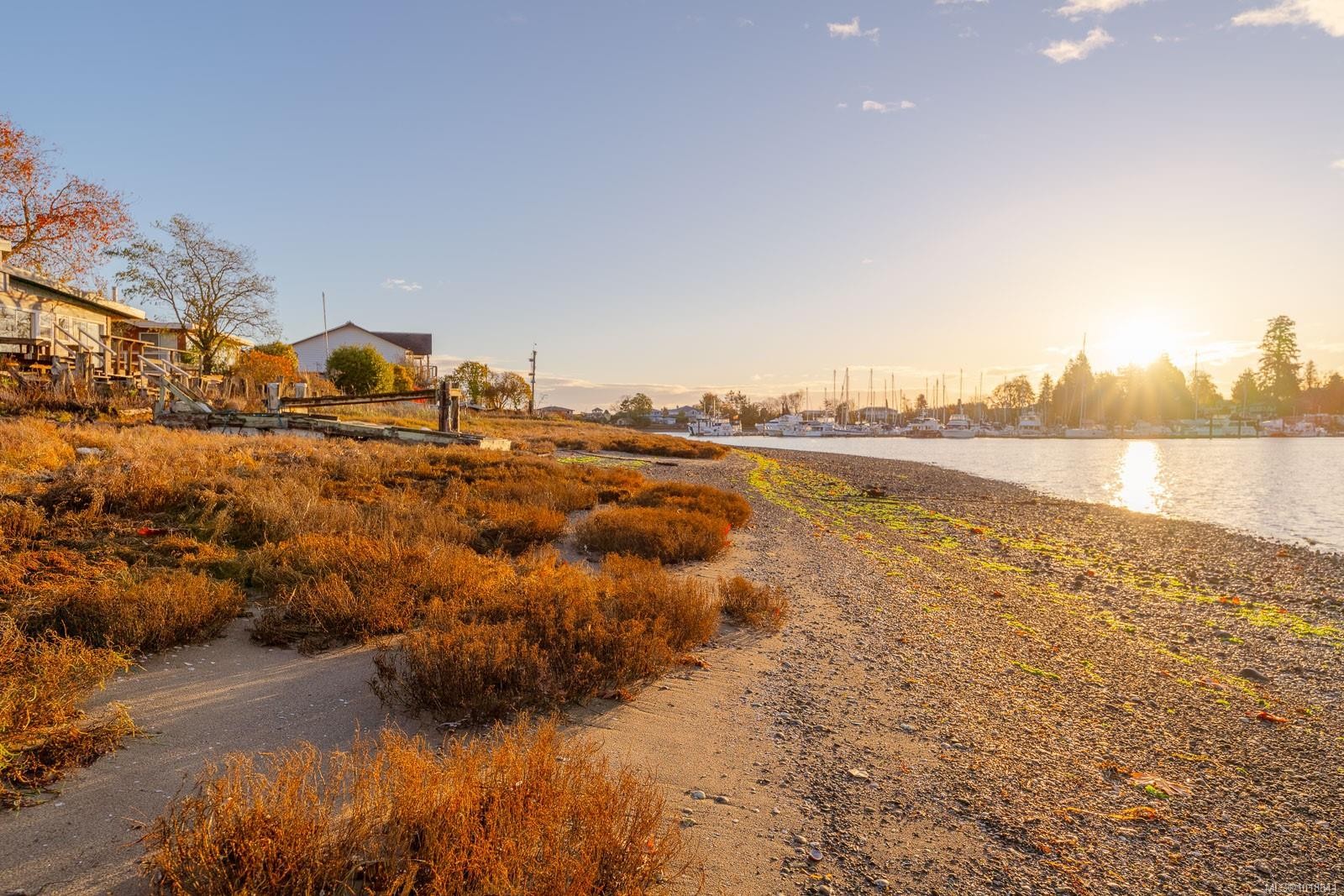 5496 Deep Bay Dr, Bowser, BC