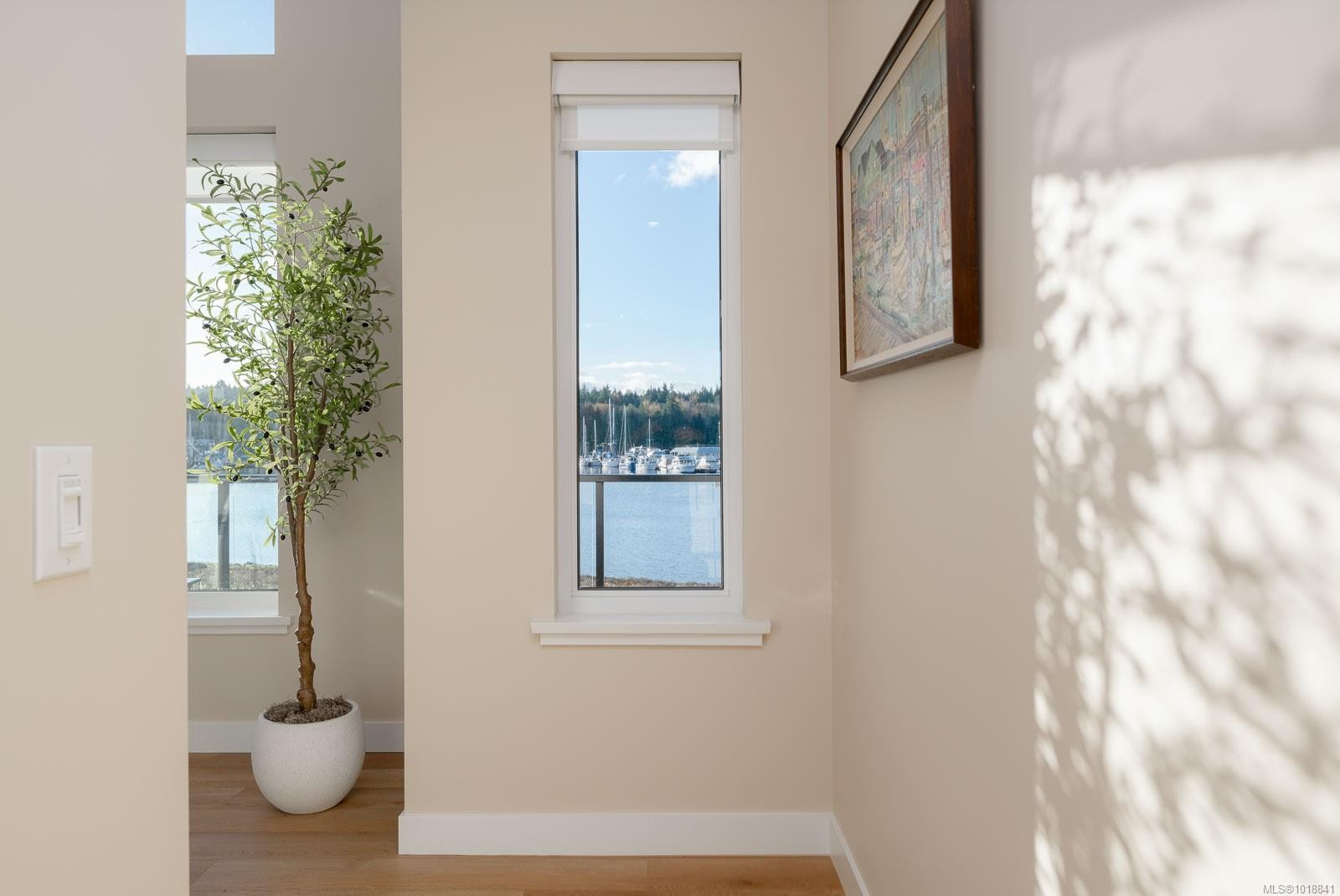 5496 Deep Bay Dr, Bowser, BC