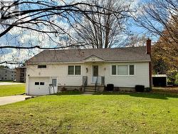 Welcome to 121 Hinks St -