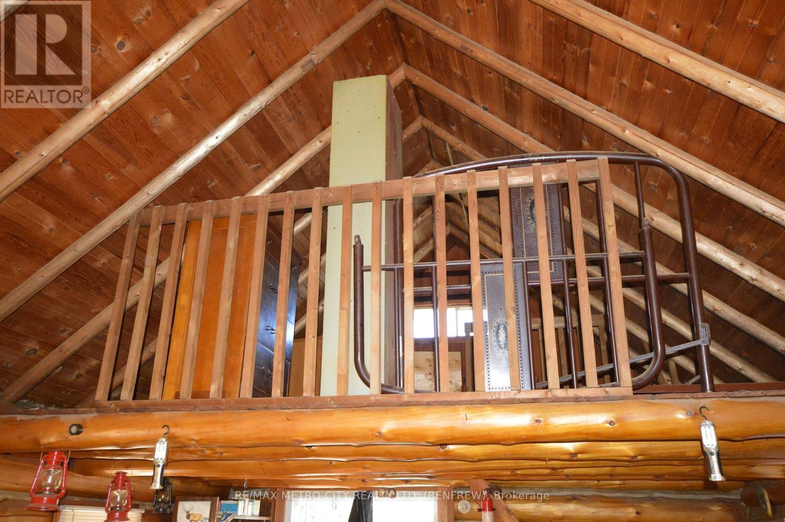 6340 Murphy Road, Greater Madawaska, ON - Indoor Photo Showing Other Room