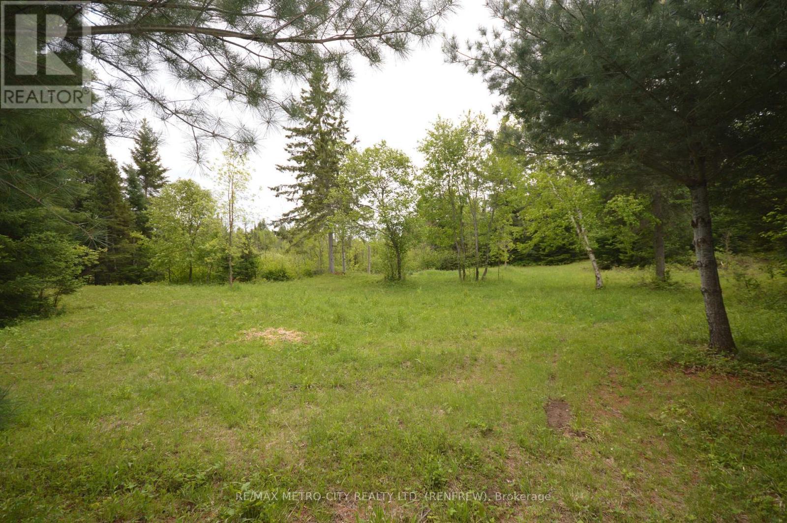 6340 Murphy Road, Greater Madawaska, ON - Outdoor
