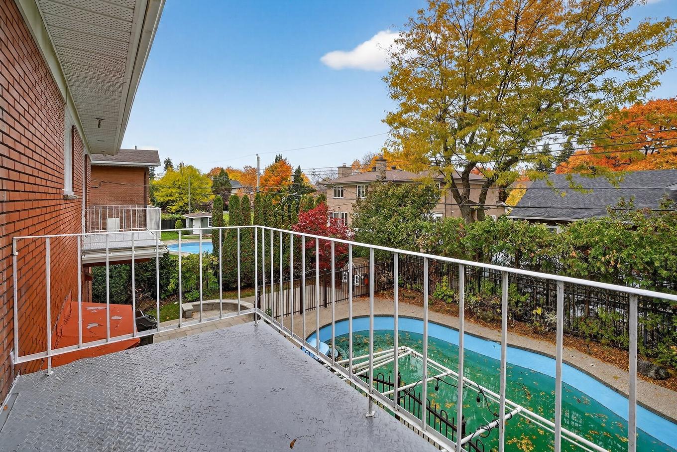 Balcony - 425 Av. Lockhart, Mont-Royal, QC - Outdoor With Exterior