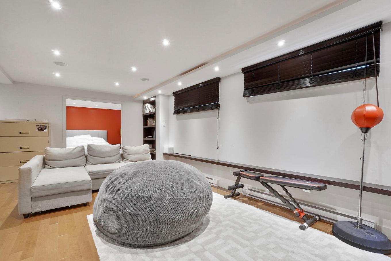 Family room - 425 Av. Lockhart, Mont-Royal, QC - Indoor