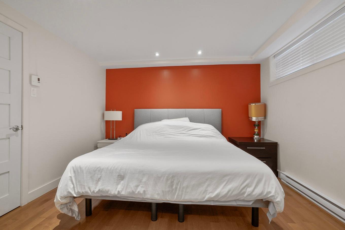 Bedroom - 425 Av. Lockhart, Mont-Royal, QC - Indoor Photo Showing Bedroom