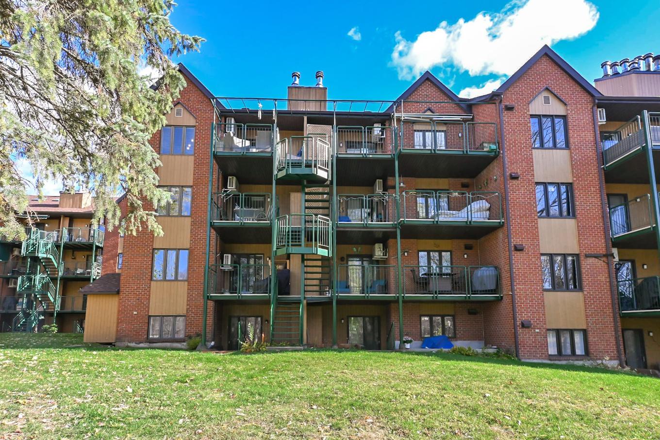 Back facade - 409-9 Rue St-Léandre, Saint-Jérôme, QC - Outdoor With Facade