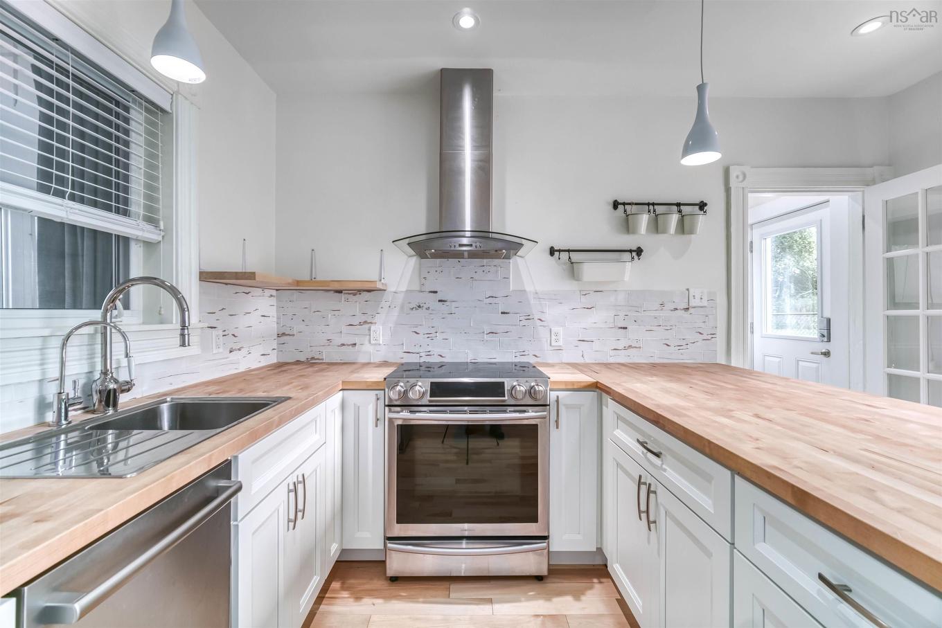 1745 Victoria Street, Westville, NS