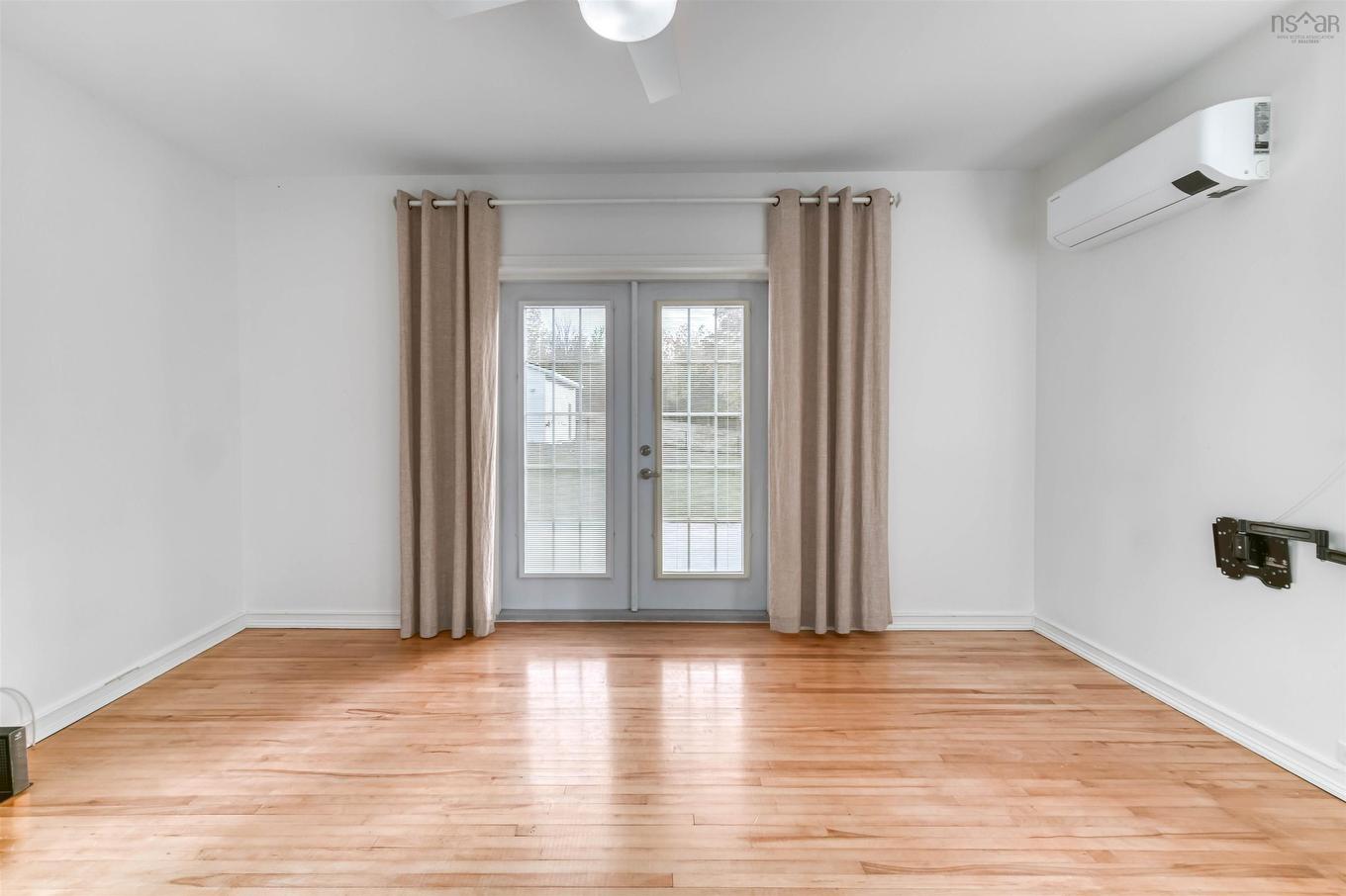 1745 Victoria Street, Westville, NS