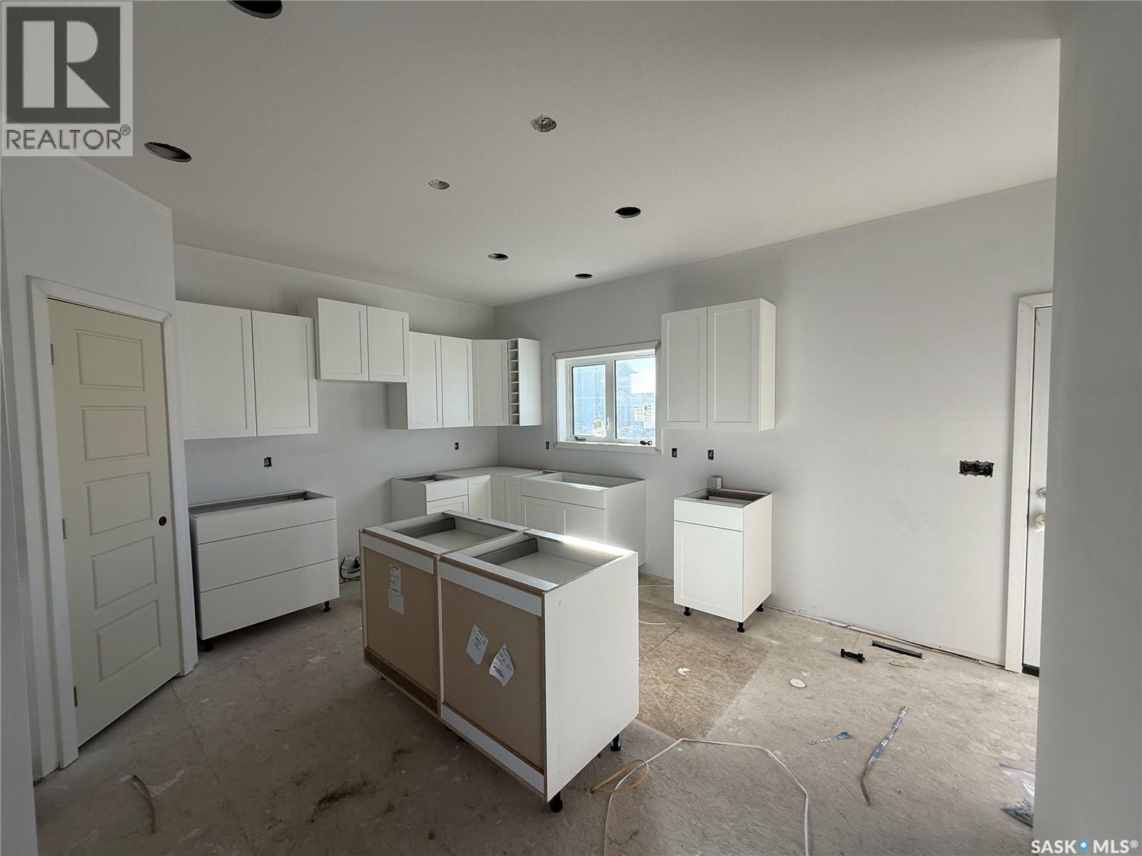 780 Henry Dayday Road, Saskatoon, SK - Indoor Photo Showing Kitchen