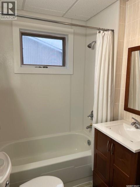 410 1St Street, Kipling, SK - Indoor Photo Showing Bathroom