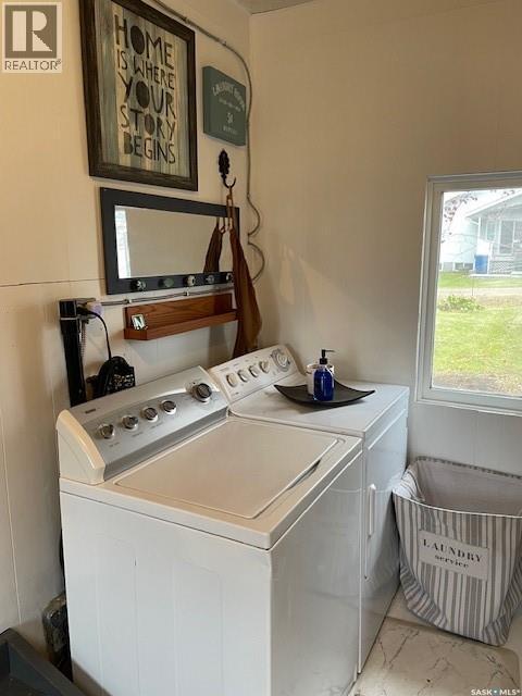 410 1St Street, Kipling, SK - Indoor Photo Showing Laundry Room