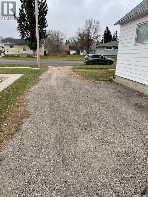 410 1St Street, Kipling, SK - Outdoor