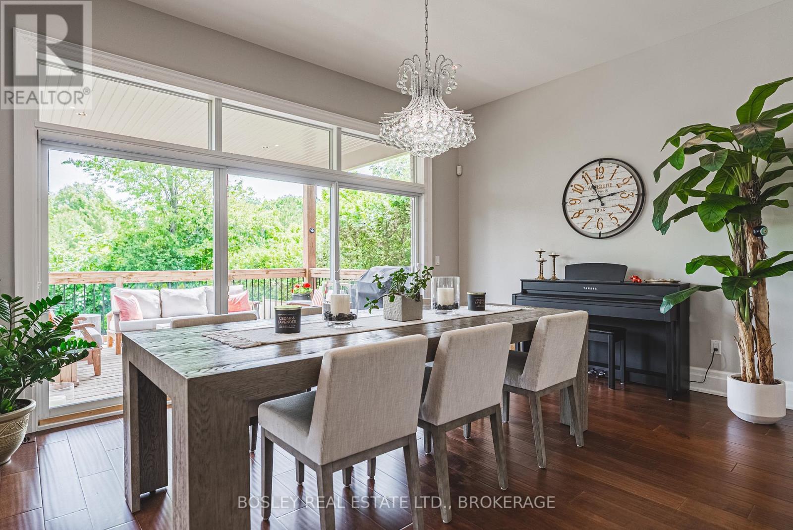 Dining space - 32 Philmori Boulevard, Pelham (Fonthill), ON - Indoor Photo Showing Dining Room