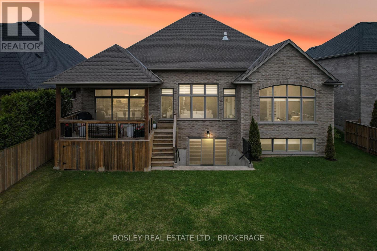 32 Philmori Boulevard, Pelham (Fonthill), ON - Outdoor