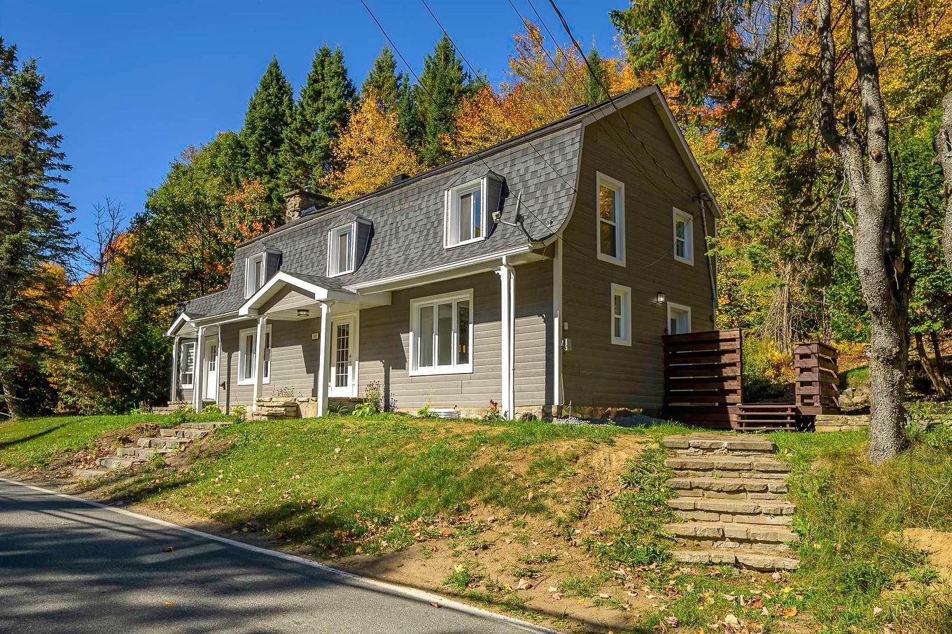 Façade - 305 Ch. Du Tour-Du-Lac, Sainte-Agathe-Des-Monts, QC - Outdoor With Facade